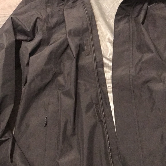 Eddie Bauer Rainfoil Jacket - Picture 5 of 7